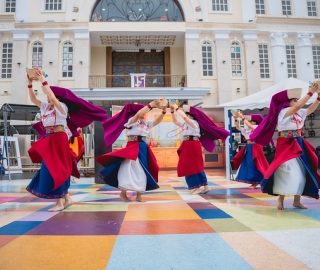 Circuito UTPL – Presentación del Grupo de Danza Jahua Ñan Circuito UTPL – Presentación del Grupo de Danza Jahua Ñan