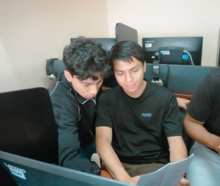 Aprendizaje colaborativo con apoyo de la IA para potenciar la enseñanza de contenidos en Inglés