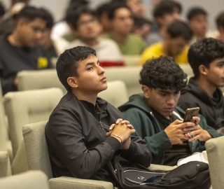 Diálogos Éticos: Impacto del uso de IA en los Trabajos de Integración Curricular Diálogos Éticos: Impacto del uso de IA en los Trabajos de Integración Curricular