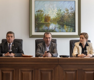 Posesión de nuevas autoridades académicas