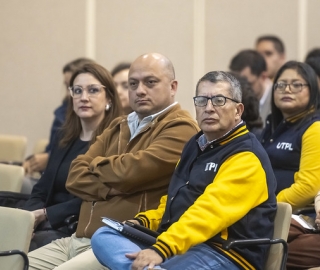 Charla magistral: Familia, la perfección no existe, pero el amor sí