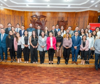 UTPL presente en sesión solemne por el día del periodista