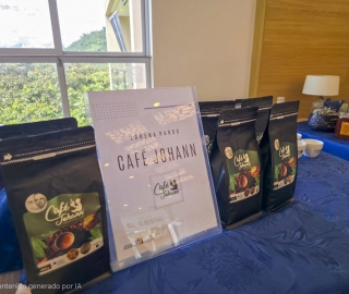 UTPL recibe reconocimiento del IEPS por su apoyo a la Economía Popular y Solidaria