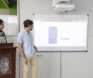 Expo Semestre Ascendere | Reto: desarrollo de portal web, Cámara de Comercio de Loja.