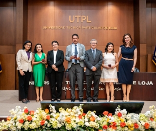 Homenaje al personal UTPL por sus años de servicio Homenaje al personal UTPL por sus años de servicio