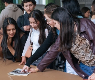 Lanzamiento y exposición de "ALojaRío"