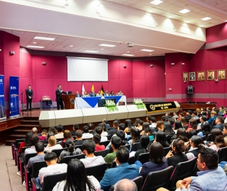 Seminario Jurídico "Manuel Carrión Pinzano" | Reconocimiento a la UTPL por su Aporte Académico en Derecho. Seminario Jurídico "Manuel Carrión Pinzano" | Reconocimiento a la UTPL por su Aporte Académico en Derecho.