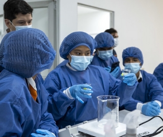 Talleres Académicos de Bioquímica y Farmacia y Geología Talleres Académicos de Bioquímica y Farmacia y Geología