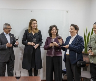 Reconocimiento a una trayectoria de servicio y legado institucional UTPL Reconocimiento a una trayectoria de servicio y legado institucional UTPL