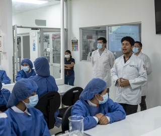 Talleres Académicos de Bioquímica y Farmacia y Geología
