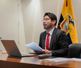 Lanzamiento del libro “Ángel Felicísimo Rojas: contexto, crítica y vanguardismo en la literatura ecuatoriana Lanzamiento del libro “Ángel Felicísimo Rojas: contexto, crítica y vanguardismo en la literatura ecuatoriana