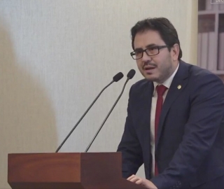 Presentación de obras jurídicas de Felipe Rodríguez Moreno en la UTPL