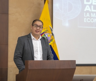 Conferencia Magistral “Del dato al impacto: la materia prima de la economía del siglo XXI”.