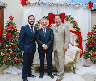 Cenas de navideñas UTPL 2025