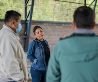Donación de trucha al presidente de barrio San Cayetano Donación de trucha al presidente de barrio San Cayetano