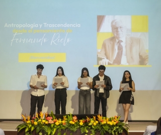 Antropología y Trascendencia desde el Pensamiento de Fernando Rielo Antropología y Trascendencia desde el Pensamiento de Fernando Rielo