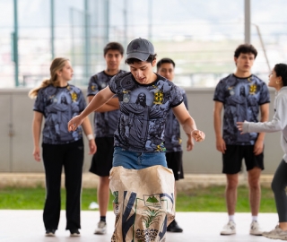 Desfile de Promociones y Ginkana – 25 Años de Medicina UTPL