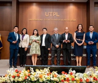 Homenaje al personal UTPL por sus años de servicio Homenaje al personal UTPL por sus años de servicio