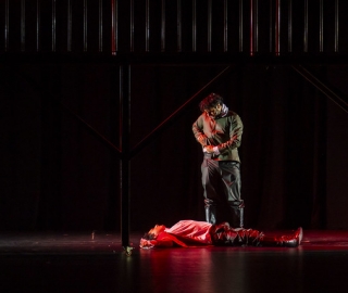 La Compañía de Teatro UTPL conmemoró sus 20 años de trayectoria artística con el estreno de la obra Otelo