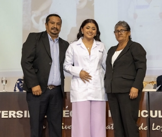 Ceremonia de Imposición de Mandiles – Medicina UTPL Ceremonia de Imposición de Mandiles – Medicina UTPL