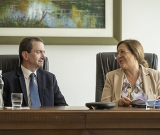 La UTPL junto a las Cátedras UNESCO, firma acuerdo de cooperación con la UNESCO Quito para el análisis de la encuesta nacional sobre racismo y discriminación en Ecuador. La UTPL junto a las Cátedras UNESCO, firma acuerdo de cooperación con la UNESCO Quito para el análisis de la encuesta nacional sobre racismo y discriminación en Ecuador.