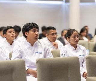 Investidura de estudiantes de primer ciclo de la carrera de Gastronomía UTPL