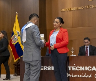 Décimo Quinta Promoción de Graduados ESCOP UTPL Décimo Quinta Promoción de Graduados ESCOP UTPL