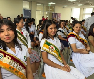 Entrega de Becas UTPL a estudiantes Abanderados | Quevedo