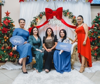 Cenas de navideñas UTPL 2025