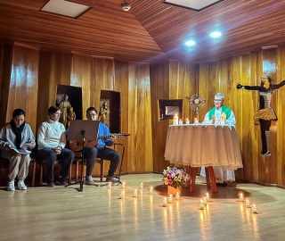 Retiro Espiritual Motus Christi para Jóvenes Retiro Espiritual Motus Christi para Jóvenes