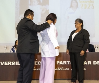 Ceremonia de Imposición de Mandiles – Medicina UTPL Ceremonia de Imposición de Mandiles – Medicina UTPL