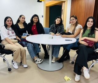 Estudiantes mentores Capacitación