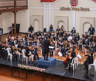 Primer encuentro de SINFIN UTPL y la Academia de música de Sol a Sol de Guayaquil