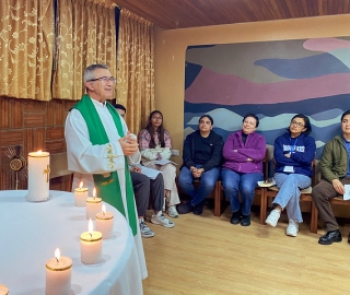 Retiro Espiritual Motus Christi para Jóvenes Retiro Espiritual Motus Christi para Jóvenes
