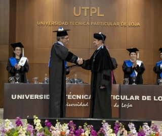 Misa y Sesión Solemne por 54 años UTPL Misa y Sesión Solemne por 54 años UTPL
