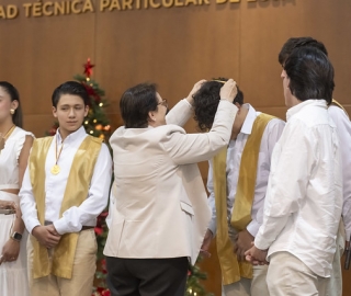 I Festival de Villancicos en inglés "Bells & Voices" I Festival de Villancicos en inglés "Bells & Voices"