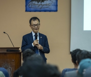 Ponencia “Modelo de desarrollo coreano” Ponencia “Modelo de desarrollo coreano”
