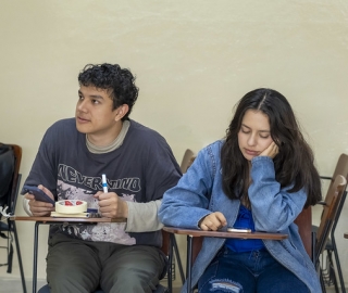 Aldea Global: La internacionalización de la práctica artística dictado por el docente Óscar Verde, de la Universidad Autónoma de México Aldea Global: La internacionalización de la práctica artística dictado por el docente Óscar Verde, de la Universidad Autónoma de México