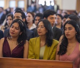 Imposición de Insignias – Carrera de Medicina