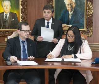 Toman posesión representas del Cogobierno 2020 Toman posesión representas del Cogobierno 2020