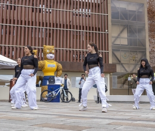 Feria Académica 2025 "Transforma tu Vida Universitaria"