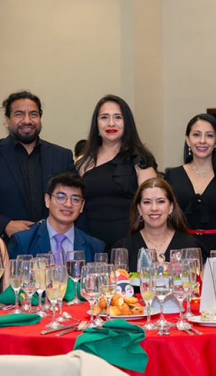 Cenas Navideñas UTPL 2025