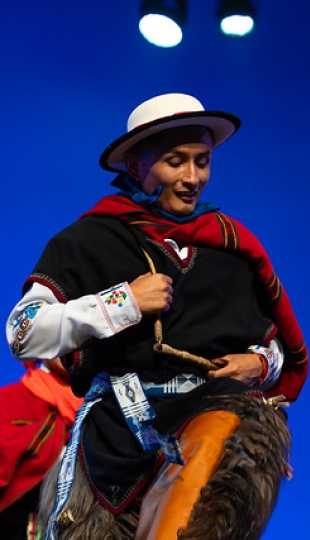 40 años danzando identidad | Jahua Ñan UTPL 40 años danzando identidad | Jahua Ñan UTPL