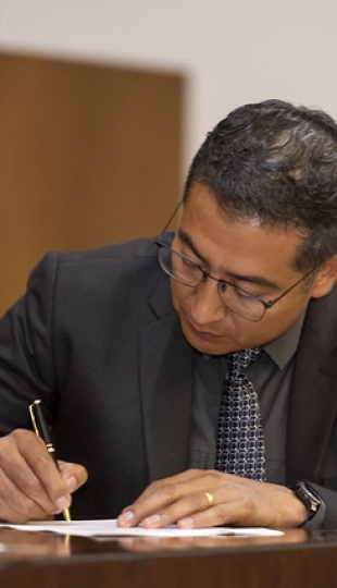 Posesión de nuevas autoridades académicas y ejecutivas