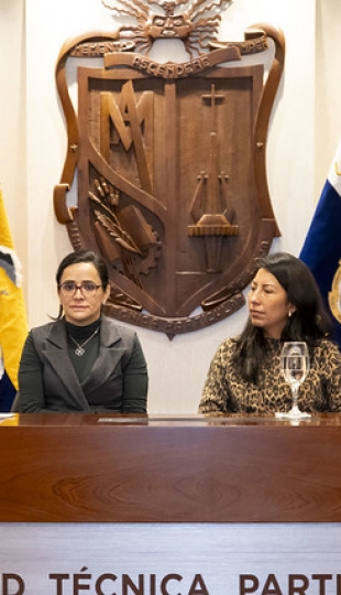 UTPL y FOSE concluyen programa de formación especializada en enfermería UTPL y FOSE concluyen programa de formación especializada en enfermería
