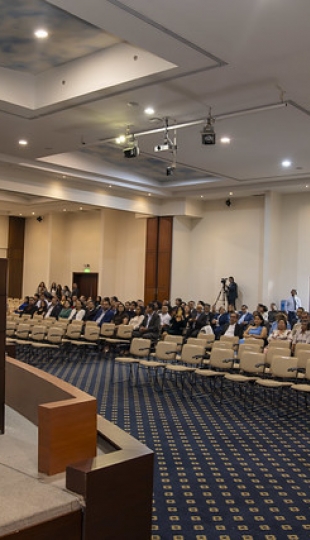 Imposición de Insignias – Carrera de Medicina