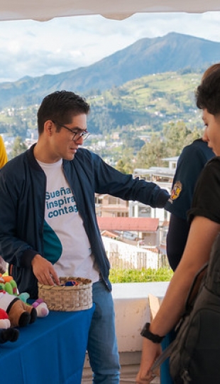 Feria Académica 2025 "Transforma tu Vida Universitaria"