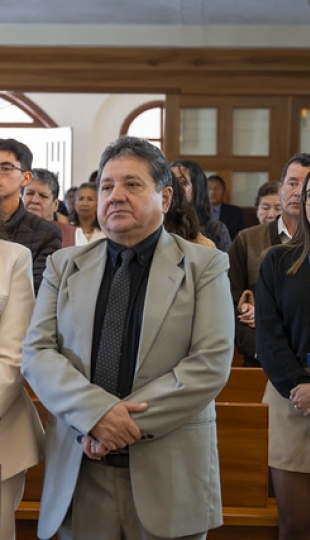 Imposición de mandiles a estudiantes de Fisioterapia