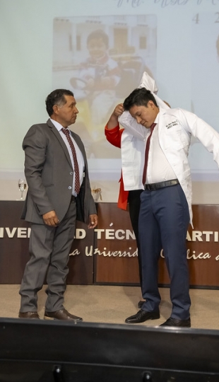 Ceremonia de Imposición de Mandiles – Medicina UTPL
