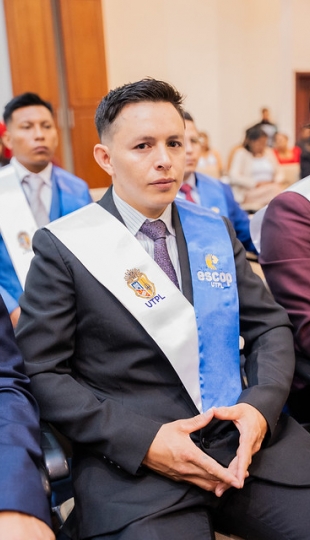 Décimo Quinta Promoción de Graduados ESCOP UTPL Décimo Quinta Promoción de Graduados ESCOP UTPL